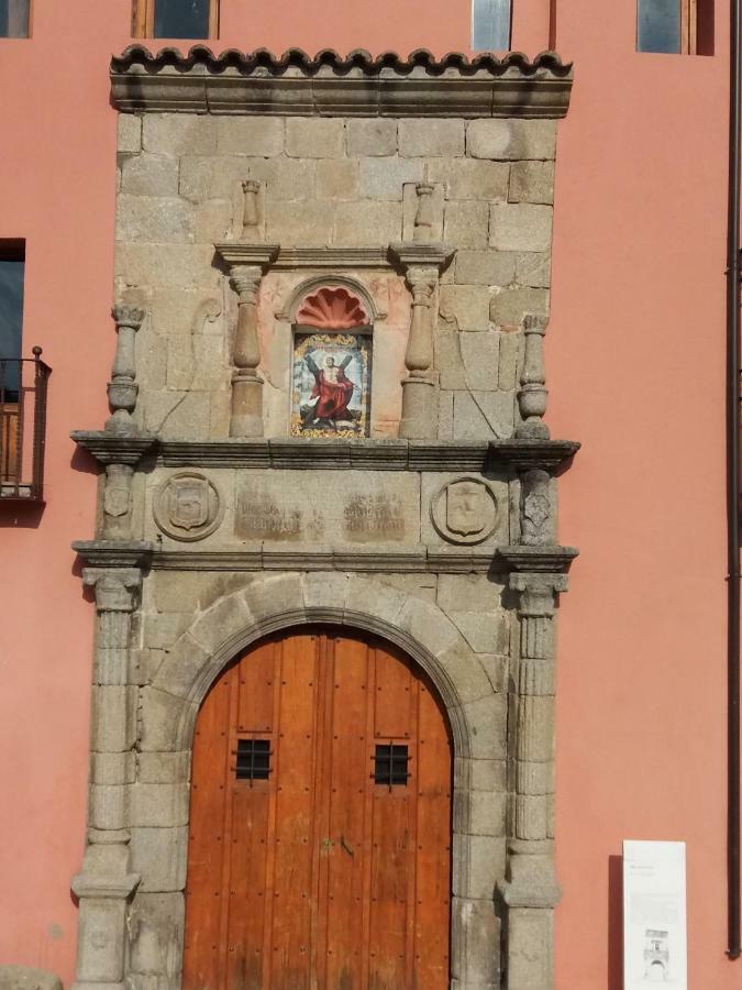 Casa El Reloj Daire Mombeltrán Dış mekan fotoğraf